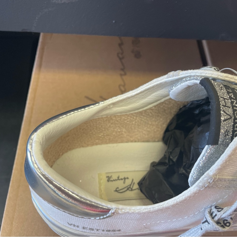 NWT vintage Havana sneakers - Picture 3 of 5
